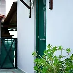Petralia's İskados