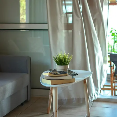 Petralia's Daire İskados